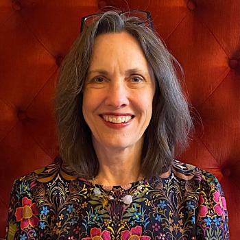 Suze Shaner-Brodax is an executive coach and leadership consultant, interfaith/interspiritual minister, yoga teacher, artist, and writer.