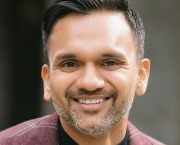 Anu Gupta is an award-winning speaker, lawyer, scientist, meditation expert, and the founder of Be More with Anu.