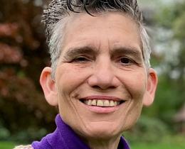 Felicia Flanagan is an artist, art educator, and children's entertainer.