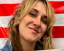 Laura Bellmont is an illustrator, educator, and founder of The Little Animation Studio.