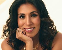 Mory Fontanez is an intuitive life and leadership guide, author, and podcast host.