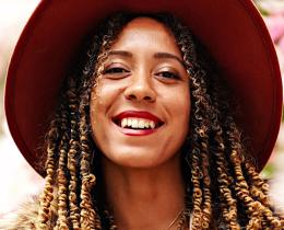 Nisha Burton is a master-level lucid dream teacher.