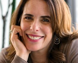 Pamela Hayes Malkoff is an artist, art therapist, and creator of Creative Cognitive Therapy Method.