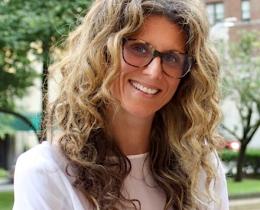 Dr. Robin Rose is a physician and integrative health expert.