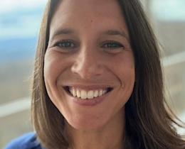 Roya-Darling-bio_cropped