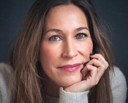 Sarah Hirigoyen, MA, is a Holotropic Breathwork® facilitator and psychotherapist.