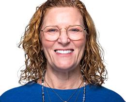 Sheila Magalhaes is the owner of Heartsong Yoga and a seasoned yoga instructor with extensive training and experience. 