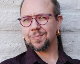 lee-harrington_bio1_cropped