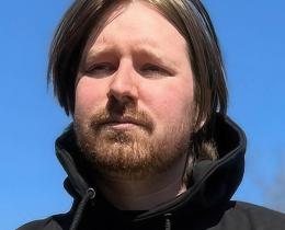 miles-taylour-sweeny_bio1_cropped