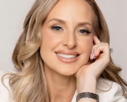 taryn-stejskal_bio1_600x600