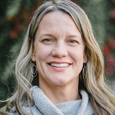 Jill Burynski is an internationally recognized teacher of Thai massage and founder of Living Sabai.