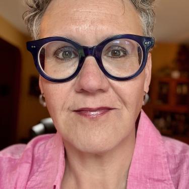 Lisa Austin is a retired corporate communications maven and cofounder of the CroneCast podcast.