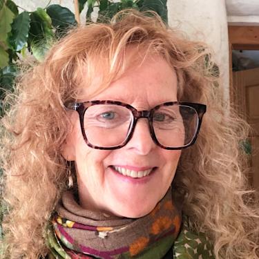 Michele Doucette is a chiropractor who has been practicing Zero Balancing for more than 30 years.