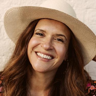 Robyn-Moreno-bio1_cropped