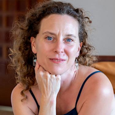 Sarah-Anne-Wilkinson-bio_cropped