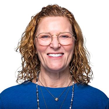 Sheila Magalhaes is the owner of Heartsong Yoga and a seasoned yoga instructor with extensive training and experience.