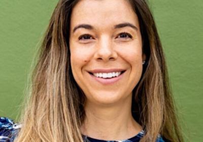 Rhonda Patrick is a scientist and health educator recognized for her work in nutrition, aging, and disease prevention.