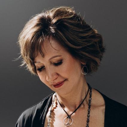 Headshot of Diane Barnett