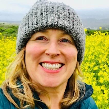 Kate Winch is a transformational teacher, EFT expert, intuitive, hypnotherapist, and dance teacher.