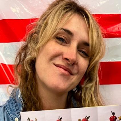 Laura Bellmont is an illustrator, educator, and founder of The Little Animation Studio.