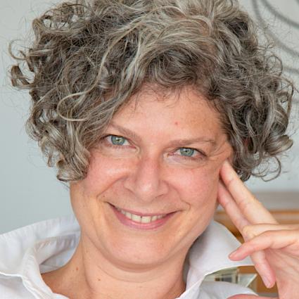 Mindy-Veissid-bio_cropped