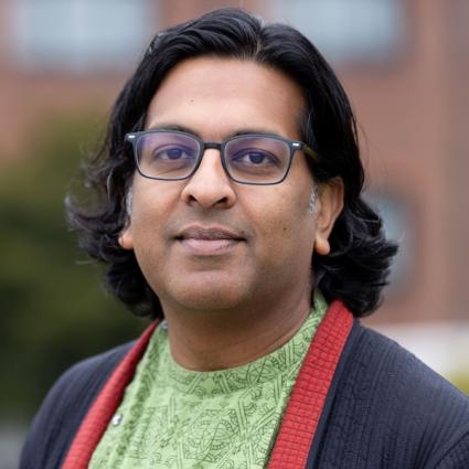 Headshot of Siddharth Ramakrishnan