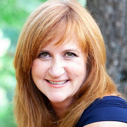 Tevis Rose Trower (she/her) is an innovator in conscious leadership and self-actualization.