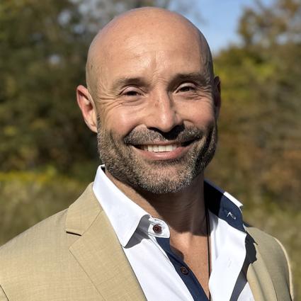 Brian Valenza is a former Navy SEAL officer, entrepreneur, and certified men’s performance coach.