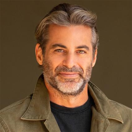 Headshot of Jim Curtis