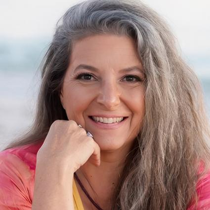 julie-hannon_bio1_cropped