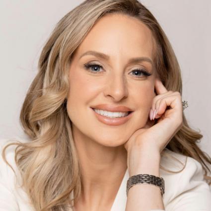 taryn-stejskal_bio1_600x600