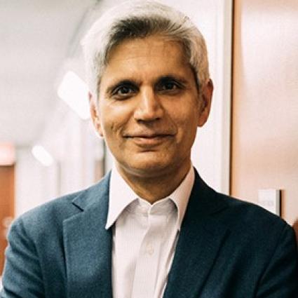 wadhwa_hitendra_bio1