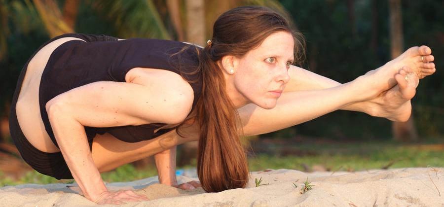 Caroline Klebl in yoga pose