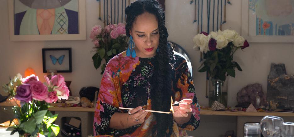 AJA Daashuur leading a ritual