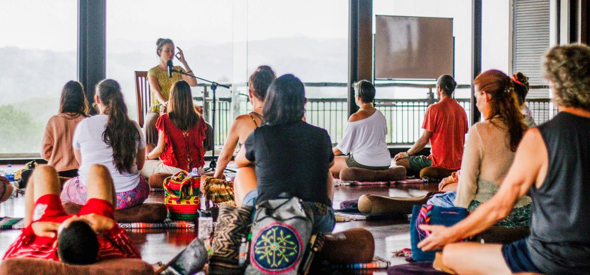 Peia Luzzi leading a workshop