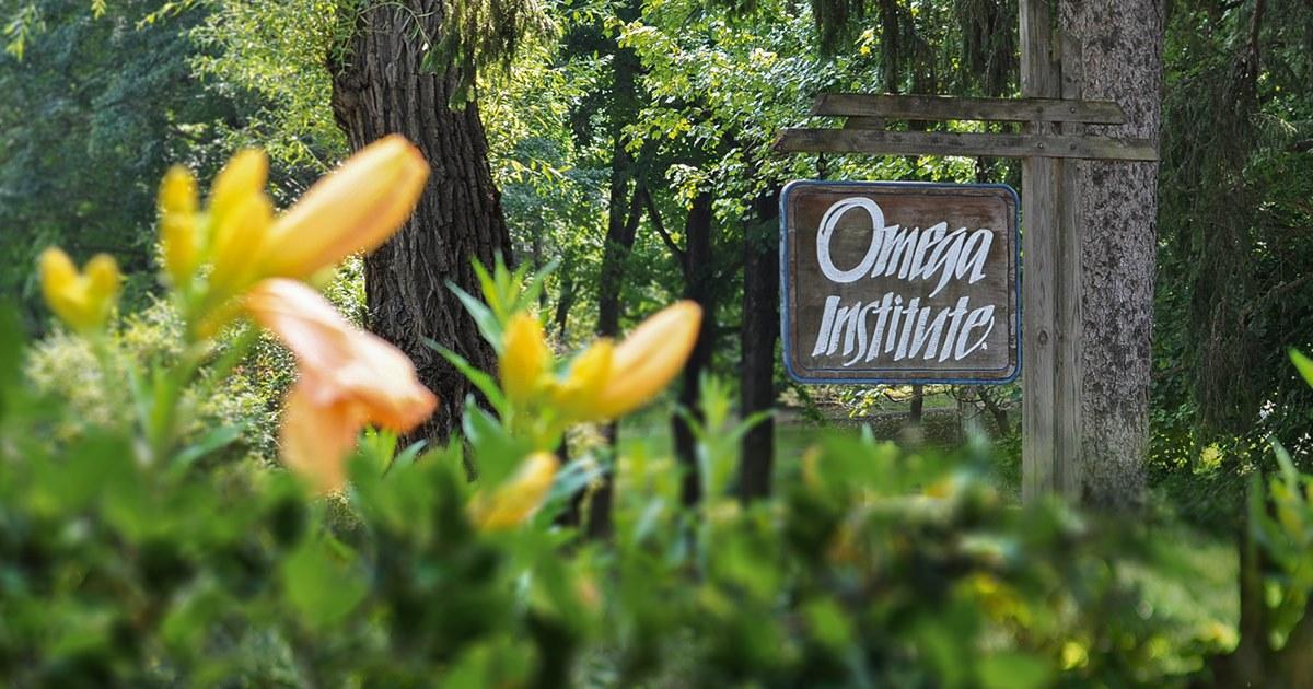 Omega Institute sign, with day lillies