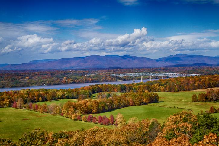 Hudson River valley in autumn